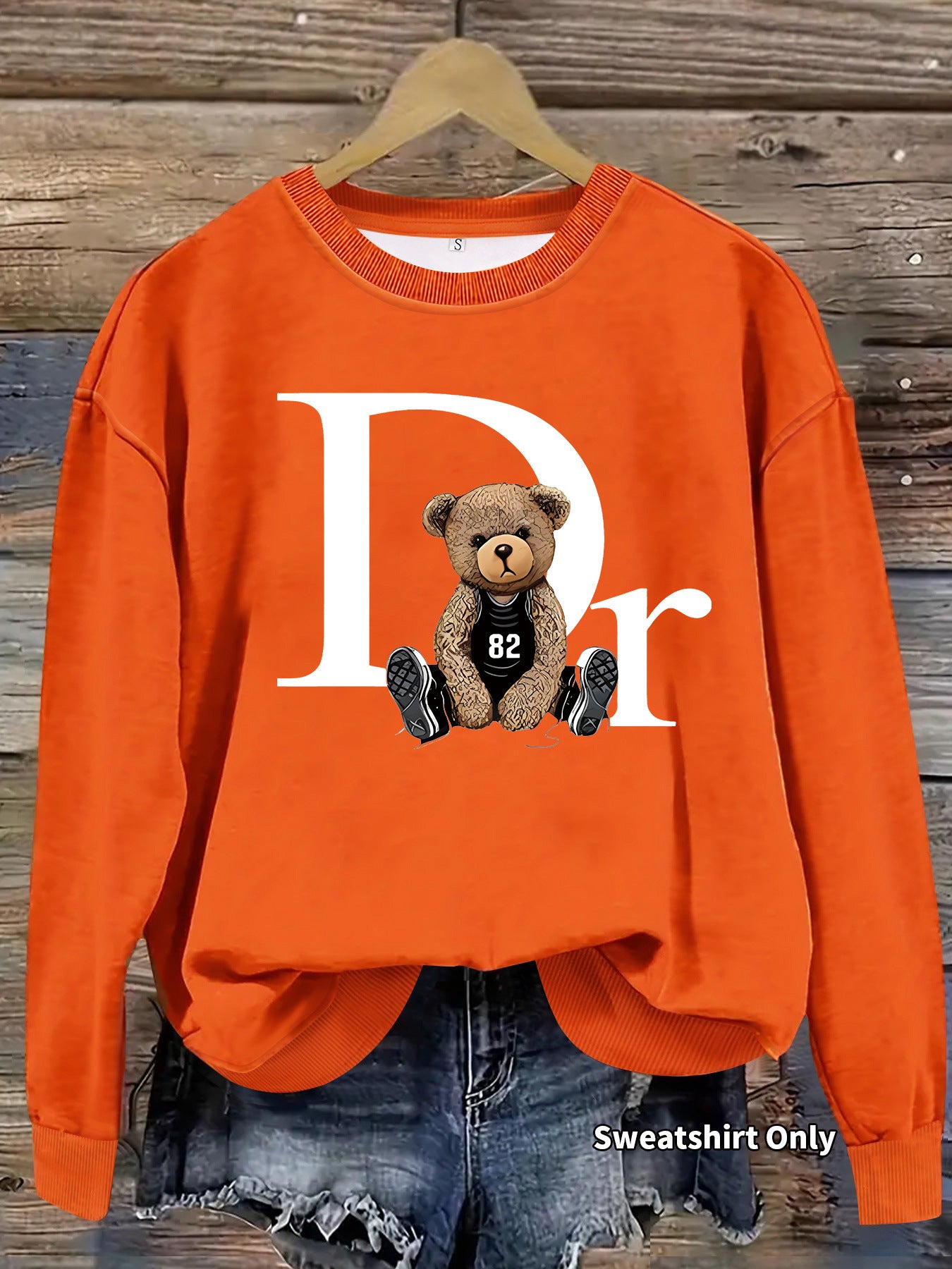 Loose sweatshirt with teddy bear pattern print