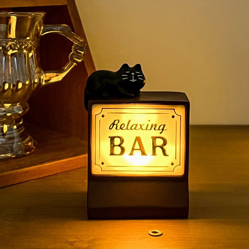 Convenience store refrigerator sticker creative light display board can magnetically attract Rosen 711 family lightbox toy model to emit light