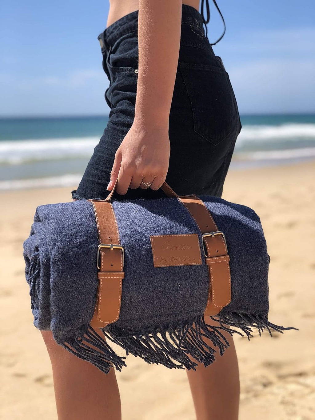 Oversized Beach Blanket, Picnic Blanket, Extra Large Picnic Mat, Waterproof, Outdoor Blanket, Gift Box (Blue)